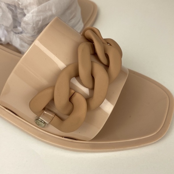 Steve Madden size 8 Blush jelly slides NWT! - Picture 3 of 16